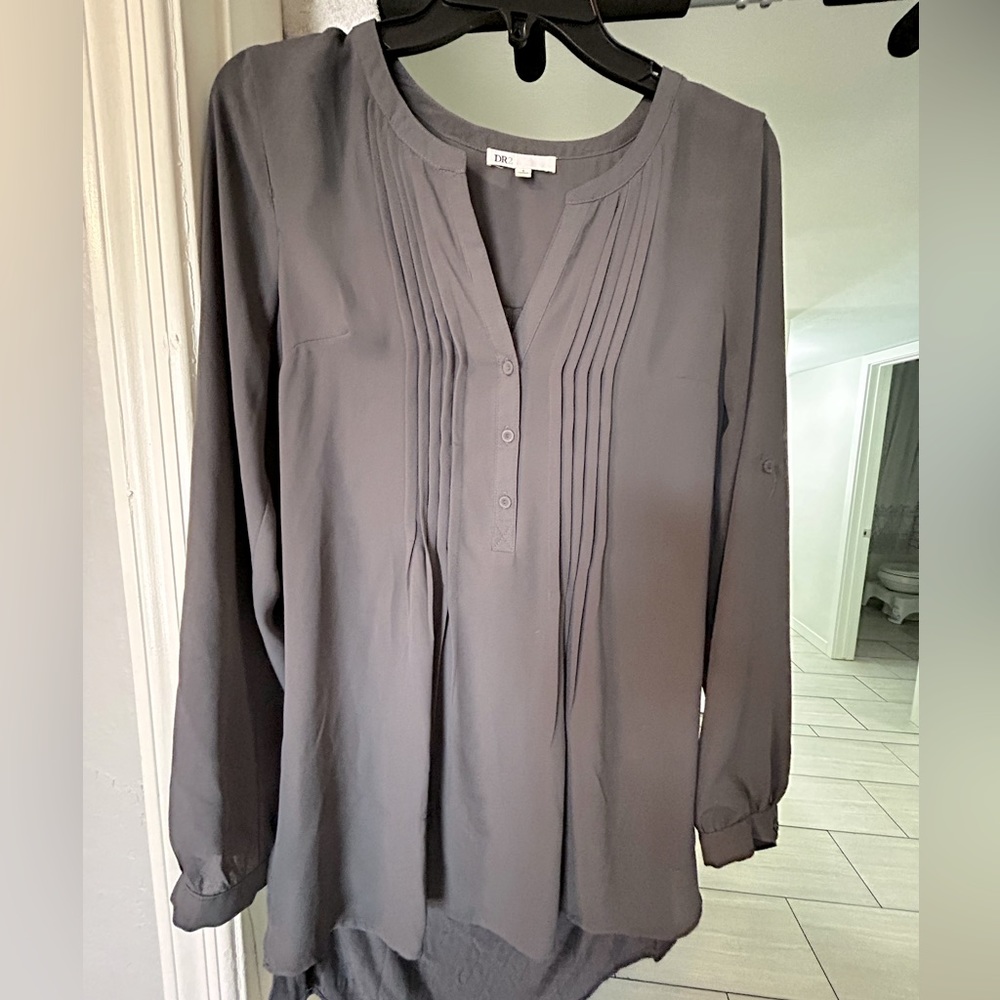 Grey dress blouse with pleating